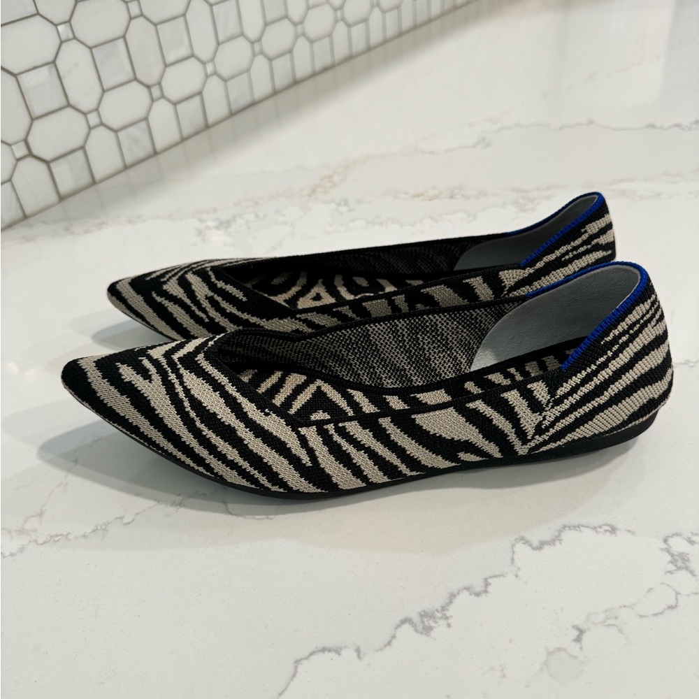 Rothy’s The Point | Zebra Stripe | Size 7.5